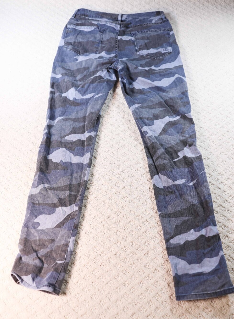 CJ by Cookie Johnson Peace Skinny Jeans Women's Blue Camo Camouflage USA Size 29 - Picture 10 of 10